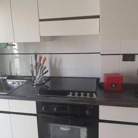 Nettuno Flat Apartment Spotorno